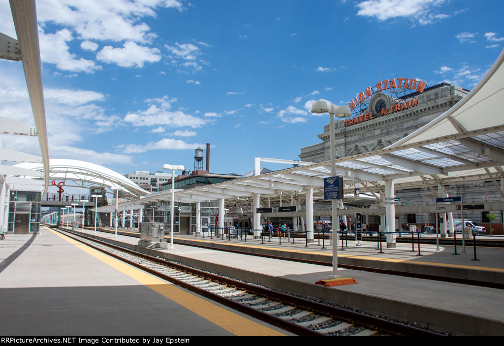 Amtrak Platforms at Union Station